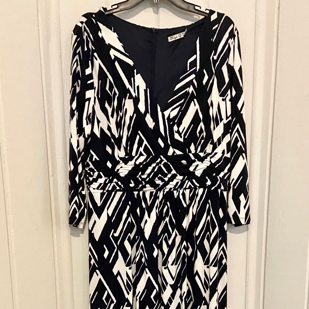 Black and white print maxi dress by Eliza J. 16